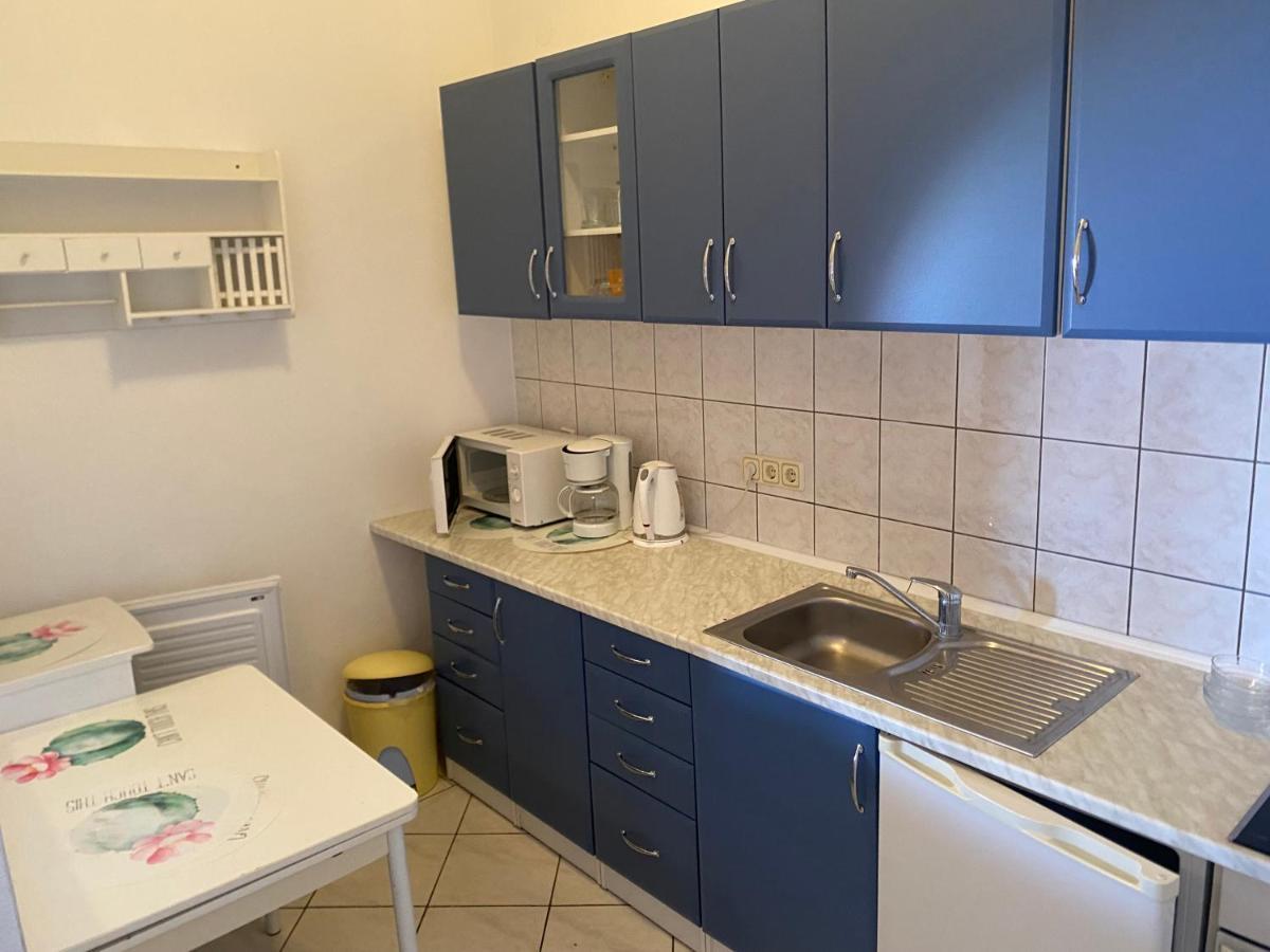 Apartmani Ivanic Vir Eksteriør billede