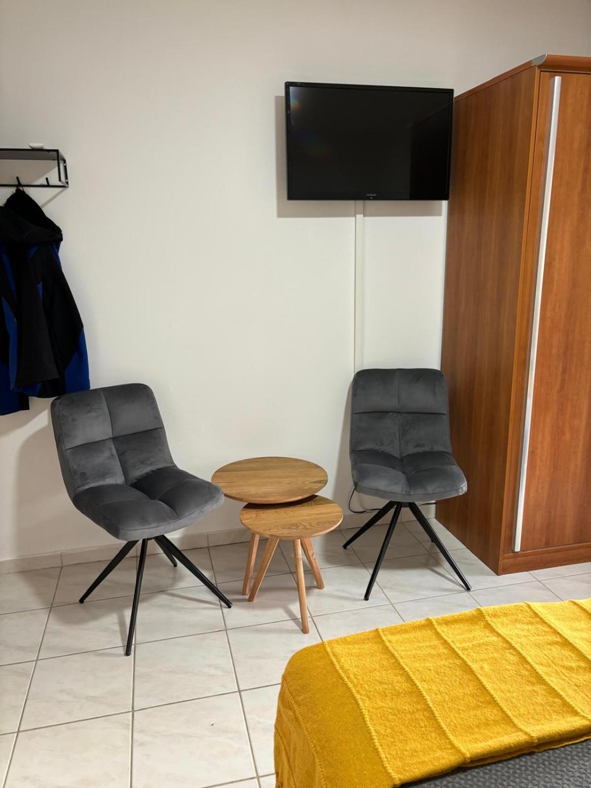 Apartmani Ivanic Vir Eksteriør billede